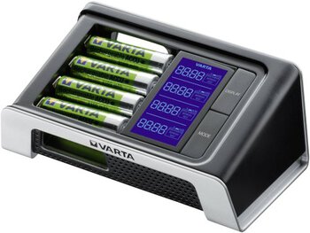 ładowarka VARTA LCD ULTRA FAST 57675 + 4 x R6/AA 2400mAh