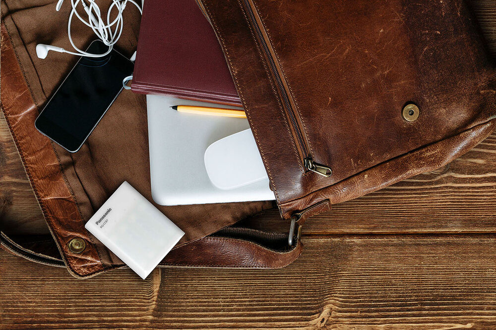 Panasonic Eneloop BQ-CC87 USB + 4 x R6/AA Eneloop 2000mAh BK-3MCDE