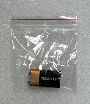 OUTLET bateria alkaliczna Duracell 6LR61 9V (blister) OUTLET bateria alkaliczna Duracell 6LR61 9V (blister)