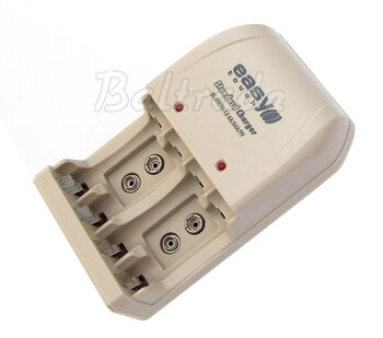 ET-243BIS + 4 x R6/AA Sanyo Eneloop 2000