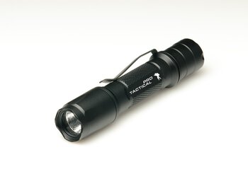ładowalna latarka diodowa MacTronic Tactical Pro CHAMPION