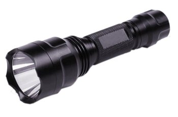 latarka diodowa C8 XM-L2 U2 + akumulator + ładowarka