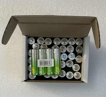 OUTLET 40 x bateria alkaliczna GP Super Alkaline G-TECH LR6 / AA dispenser box OUTLET 40 x bateria alkaliczna GP Super Alkaline G-TECH LR6 / AA dispenser box