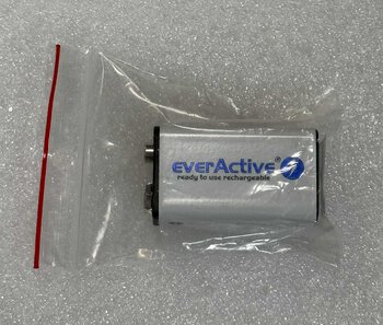 OUTLET akumulatorek everActive 6F22/9V Ni-MH 320 mAh ready to use
