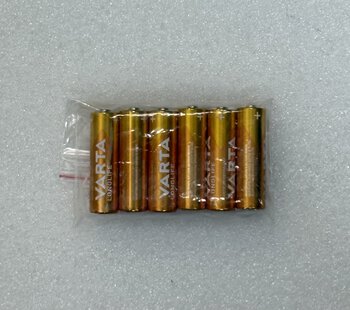 OUTLET Baterie Varta Longlife LR6/AA 4106 (blister) - 6 sztuk