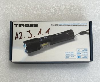 OUTLET Ładowalna latarka Tiross TS-1887 OUTLET Ładowalna latarka Tiross TS-1887