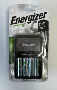 OUTLET Ładowarka akumulatorków Ni-MH Energizer Maxi + 4 x R6/AA 2000 mAh