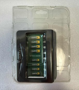 OUTLET Ładowarka akumulatorków Ni-MH VARTA LCD MULTI+ PLUS CHARGER 57681 OUTLET Ładowarka akumulatorków Ni-MH VARTA LCD MULTI+ PLUS CHARGER 57681