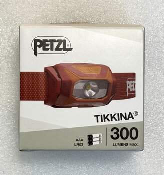 OUTLET Latarka czołowa, czołówka Petzl Tikkina czerwona E060AB03