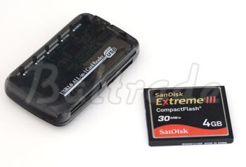 uniwersalny mini-czytnik HIGH SPEED QUER URZ2013