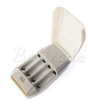 Vipow LC20 + 4 x R6/AA Varta Ready2Use 2300