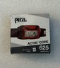 OUTLET Latarka czołowa, czołówka Petzl Actik Core czerwona E065AB02